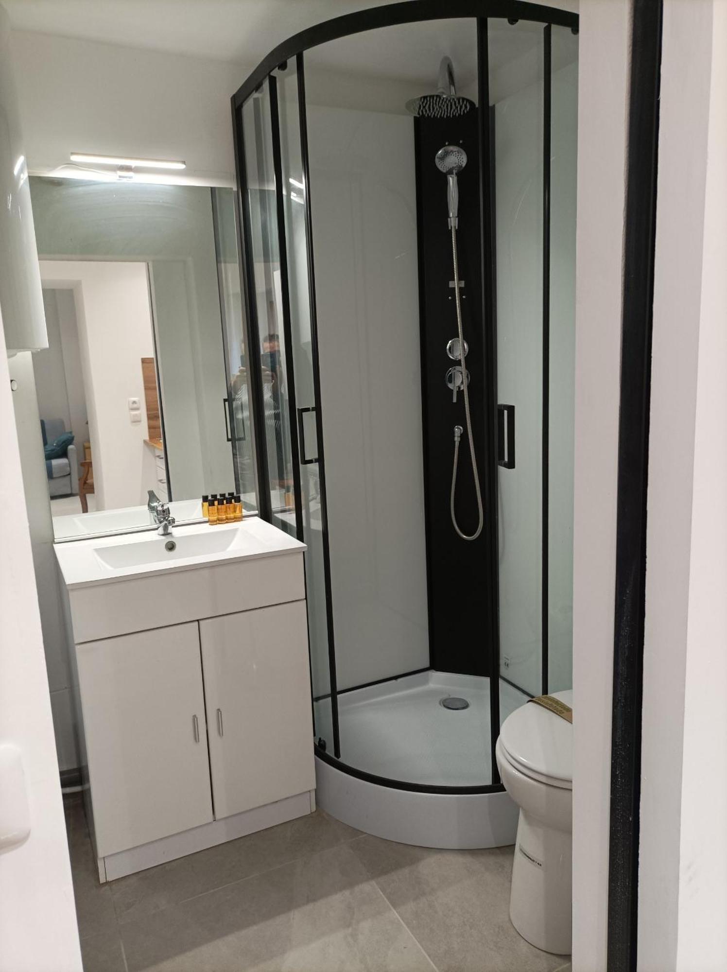 "Le Cocon"-Meuble De Tourisme 3 Etoiles -Residence "Les Logis De Beziers"-Garage Optionnel-Coeur De Ville-Plages A 16Km ! Экстерьер фото